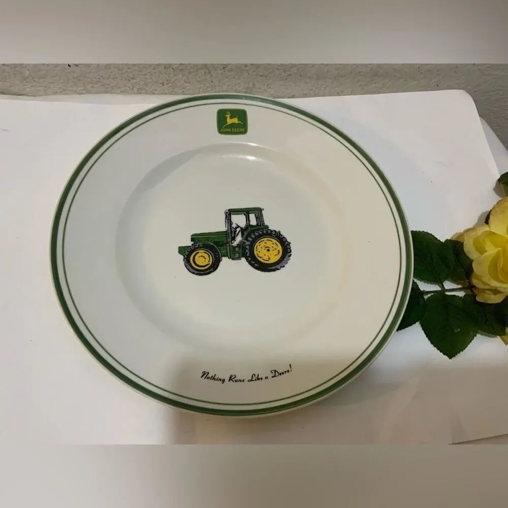 Gibson Licensed John Deere 11” Dinner Plate ~ Nothing Runs Like a Deere ~G16